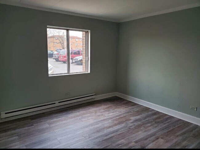 Building Photo - 7945 S Oketo Ave