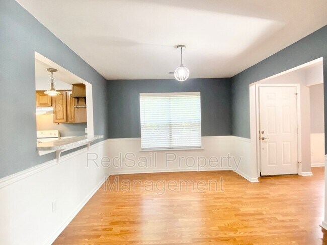 Building Photo - 41 Creekstone Dr