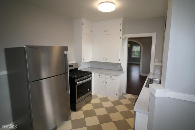Building Photo - 2 br, 1 bath Duplex - 1421 Franklin St SE