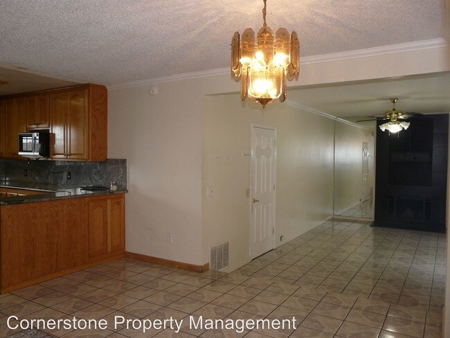 Building Photo - 4 br, 2 bath House - 3462 Mount Prieta Dr