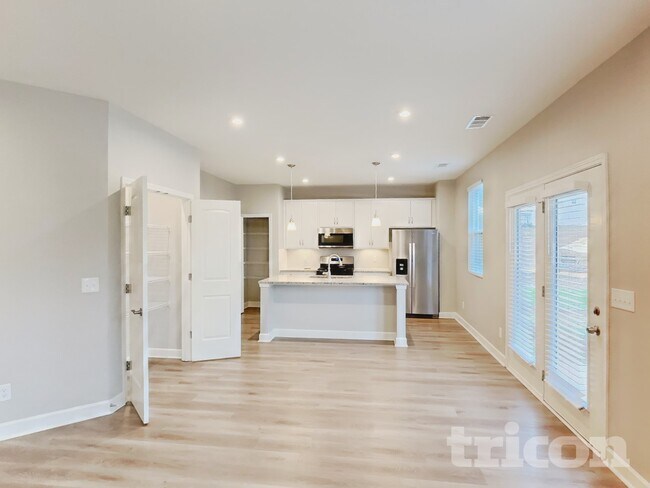 Foto del edificio - 4264 Socata Ct