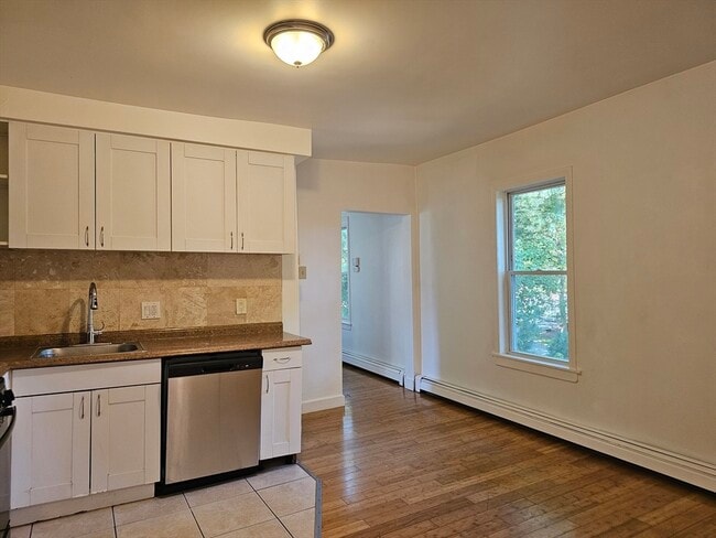 Foto del edificio - 23 Pine St