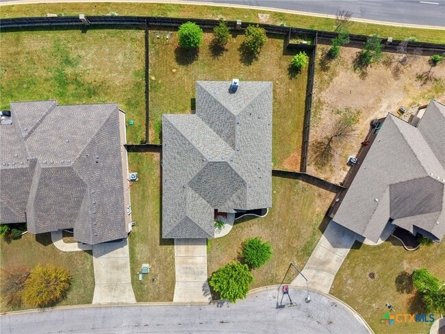 Building Photo - 109 Raven Dr