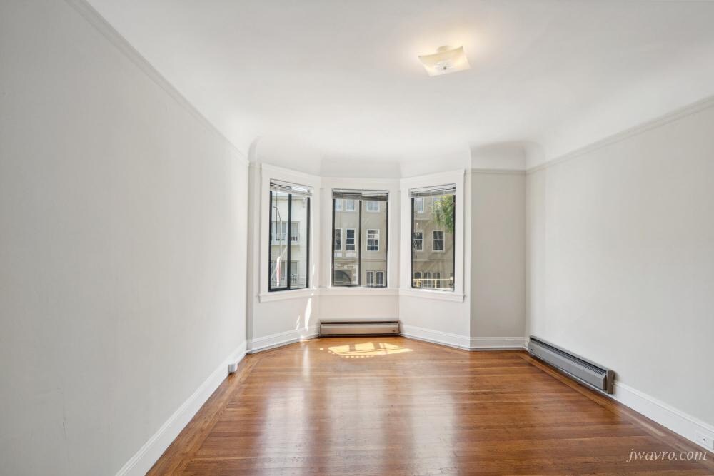 Primary Photo - 2425 Fillmore St