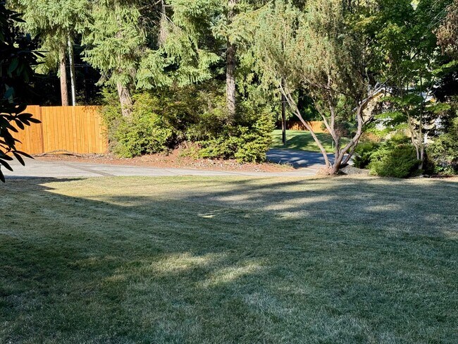 Foto del edificio - 7918 56th Ave Ct NW