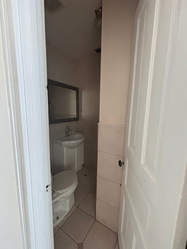 Foto del edificio - 2701 W 18th St