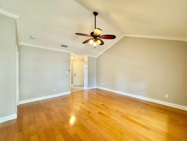 Foto del edificio - 8615 Mallard Reserve Dr