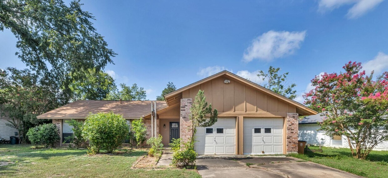 Primary Photo - Updated Home in GREAT South Austin Location