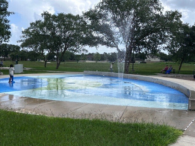 Building Photo - 4034 Curly Oaks Dr