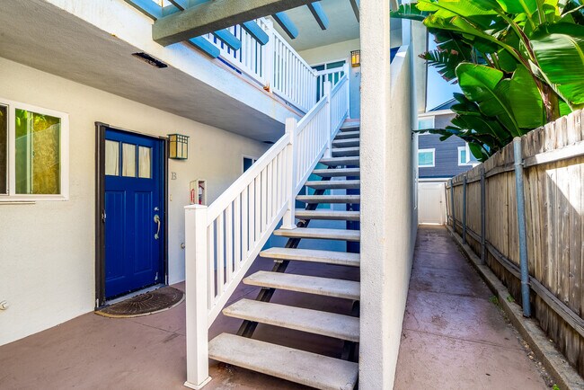 Foto del edificio - 674 Seacoast Dr