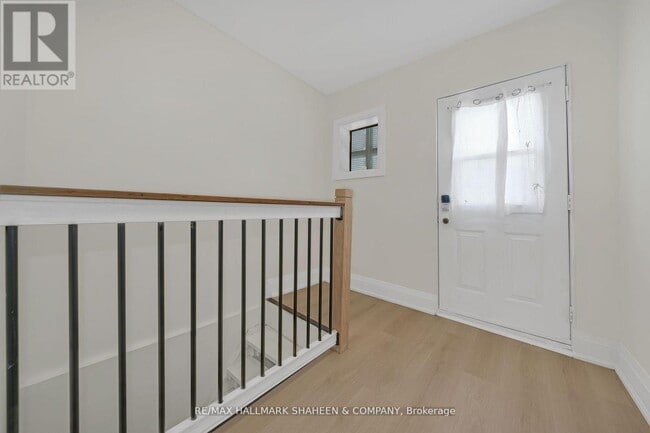 Building Photo - 203 Quebec St