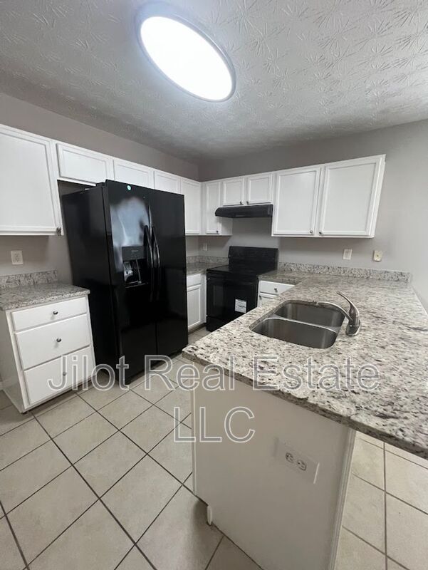 Foto del edificio - 216 Matthew Ln