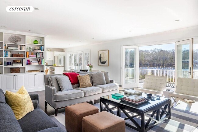 Foto del edificio - 141 Big Fresh Pond Rd