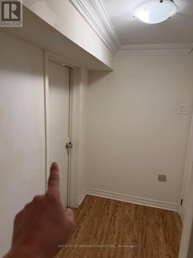 Building Photo - 34 Clovercrest Rd