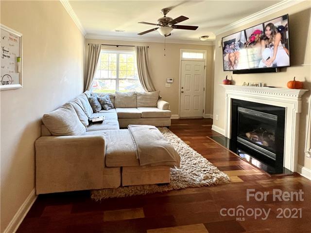 Foto del edificio - 335 Hurston Circle