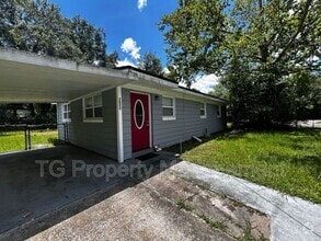 Building Photo - 7022 Miss Muffet Ln N