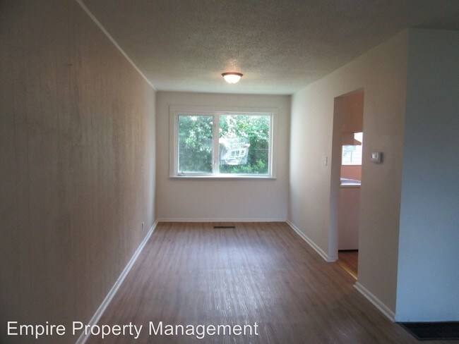 Foto del edificio - 1411-1411 Lathrop St