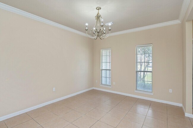 Foto del edificio - 2253 Lewis St