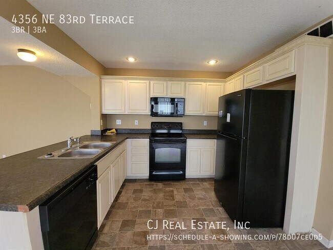 Foto del edificio - 4356 NE 83rd Terrace