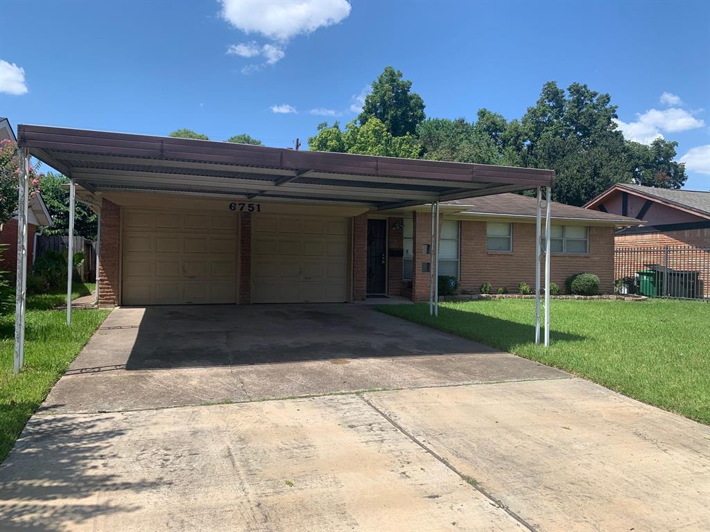 Primary Photo - 6751 Ridgeway Dr