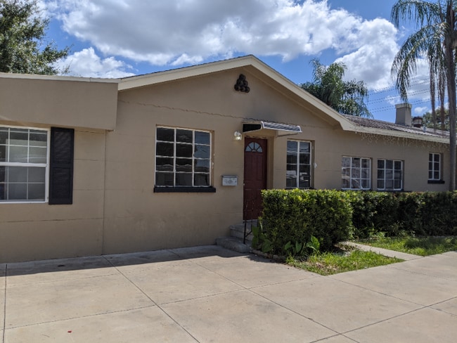 Photo - 1530 11th Ave N (Saint Petersburg, FL) Apartment