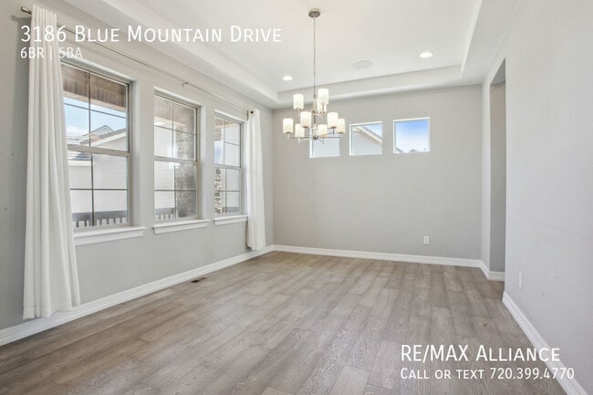 Photo - 3186 Blue Mountain Dr House