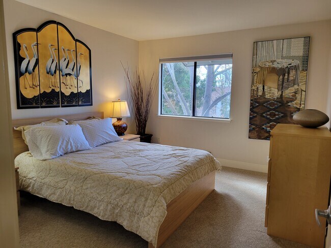 Bedroom - 1467 Marchbanks Dr