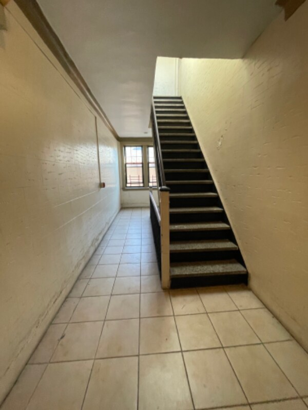 51 Brinkerhoff Terrace, Palisades Park, NJ 07650 Room for Rent in