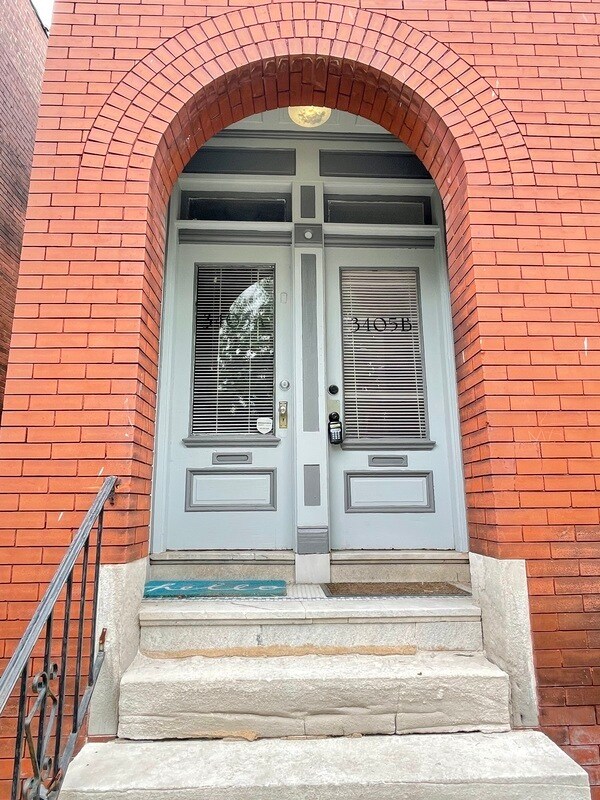 Primary Photo - 3405 Hartford St