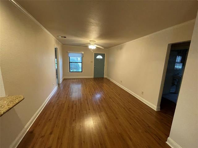 Foto del edificio - 845 Northwood Rd