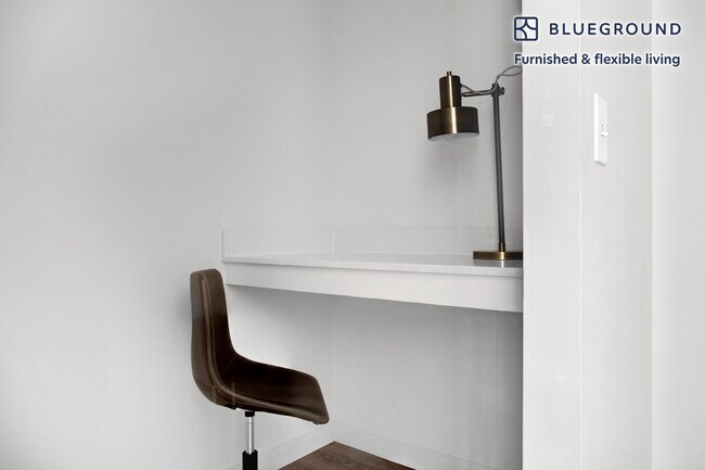 Foto del edificio - 45 E Newton St