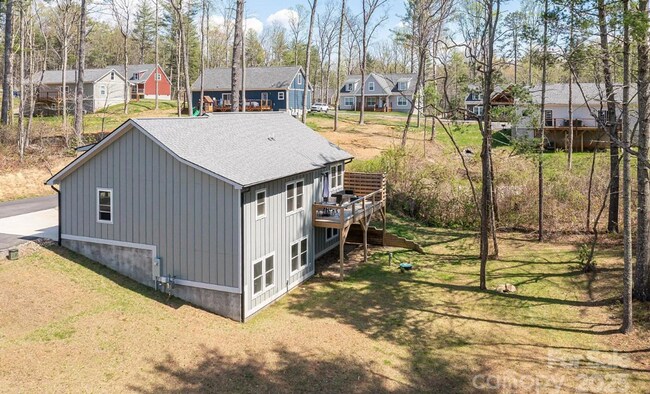 Building Photo - Fairview Long Term Rental!