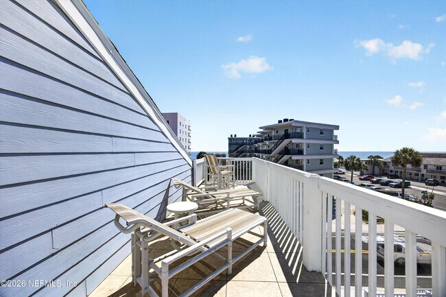 Foto del edificio - 724 1st St S