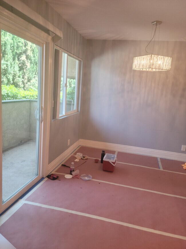 Building Photo - 4429 Saugus Ave