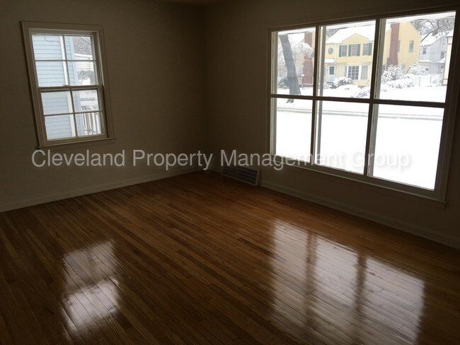 Building Photo - 16402 Stockbridge Ave