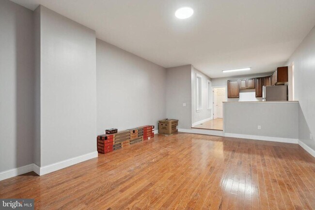Foto del edificio - 4602 Longshore Ave