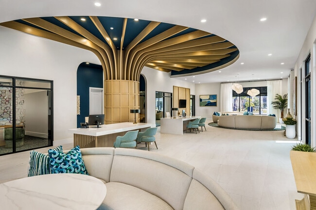 Building Photo - Verve