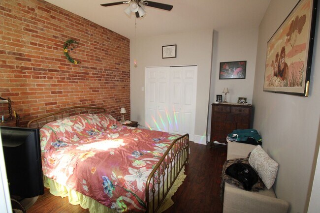 Foto del edificio - 1642 N 3rd St