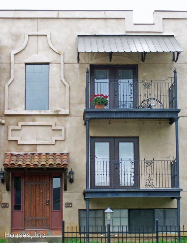 Primary Photo - 2000 Garland Ave