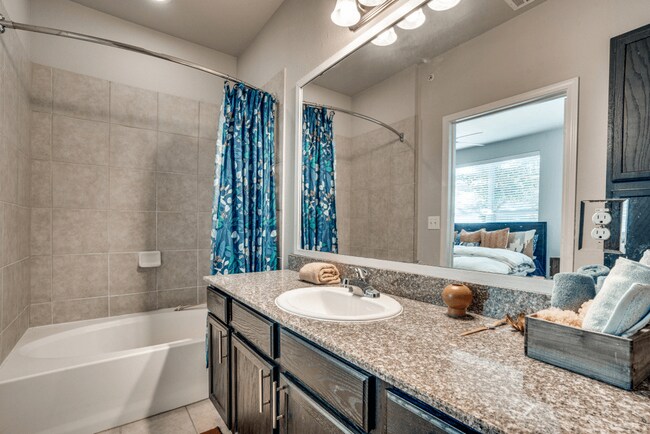 Foto del edificio - Regalia Mansfield Apartments