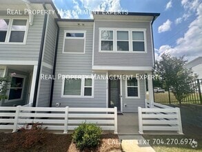Building Photo - 112 Atterberry Aly