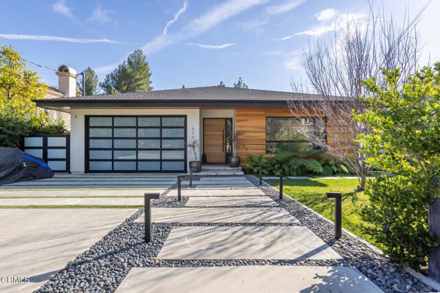 Foto del edificio - 620 Houseman St