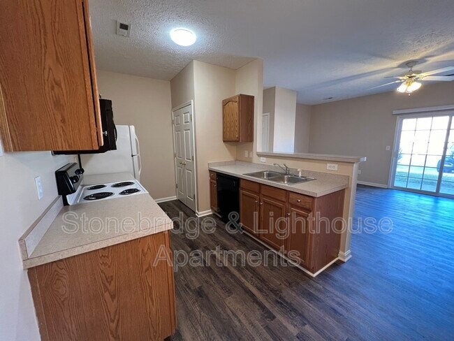 Building Photo - 2109 Lighthouse Cove
