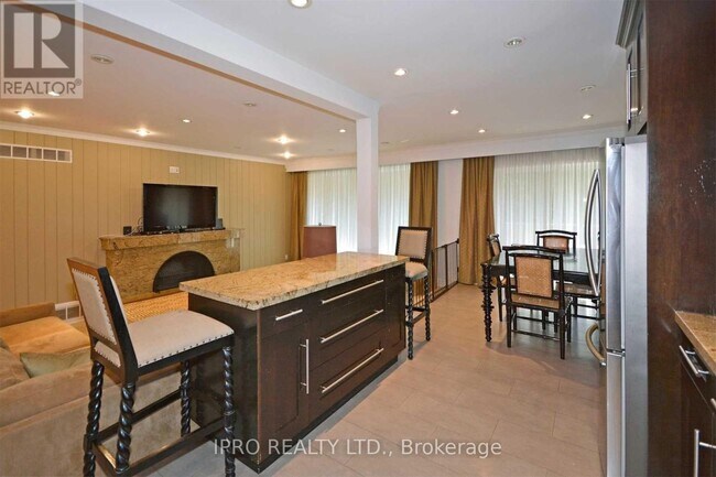 Building Photo - 23 Pitcairn Crescent
