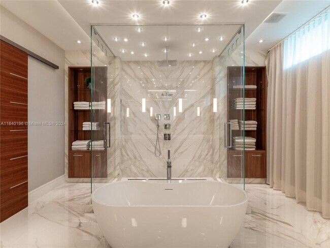 Building Photo - 441 San Marco Dr