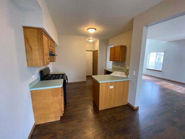 Foto del edificio - 826 Coronado Ct