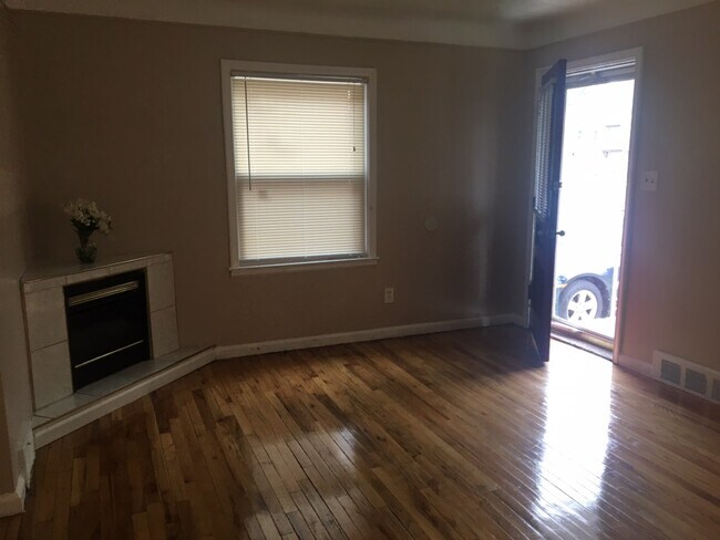 Foto del edificio - 20037 Schaefer Hwy