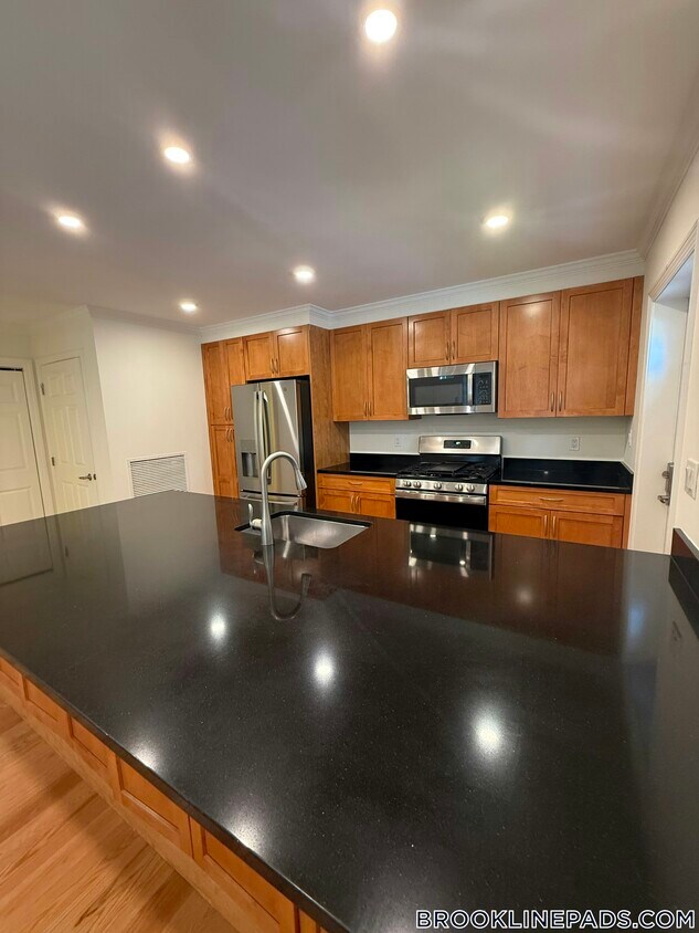 Foto principal - 104 Ellery Ct