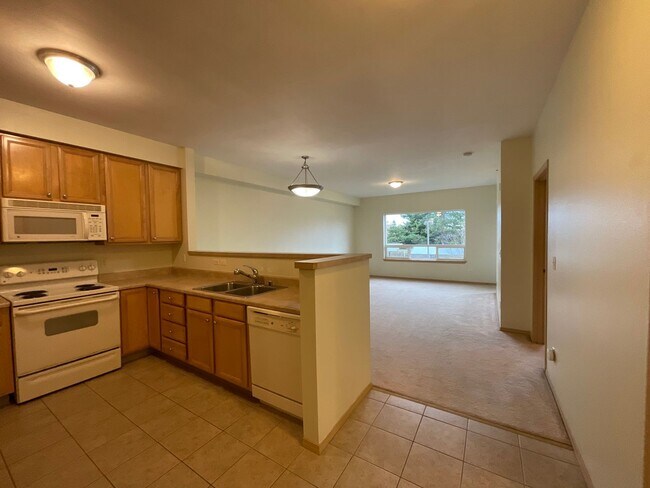 Foto del edificio - Spacious 1 bed 1 bath in Darby Estates Con...