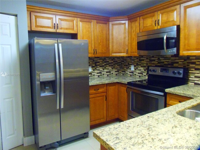Building Photo - 7162 Sportsman Dr